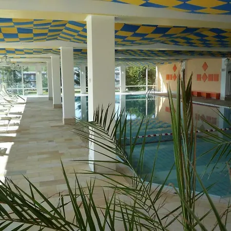 Apartment Grosse Mit Bergblick, Schwimmbad, Sauna... *